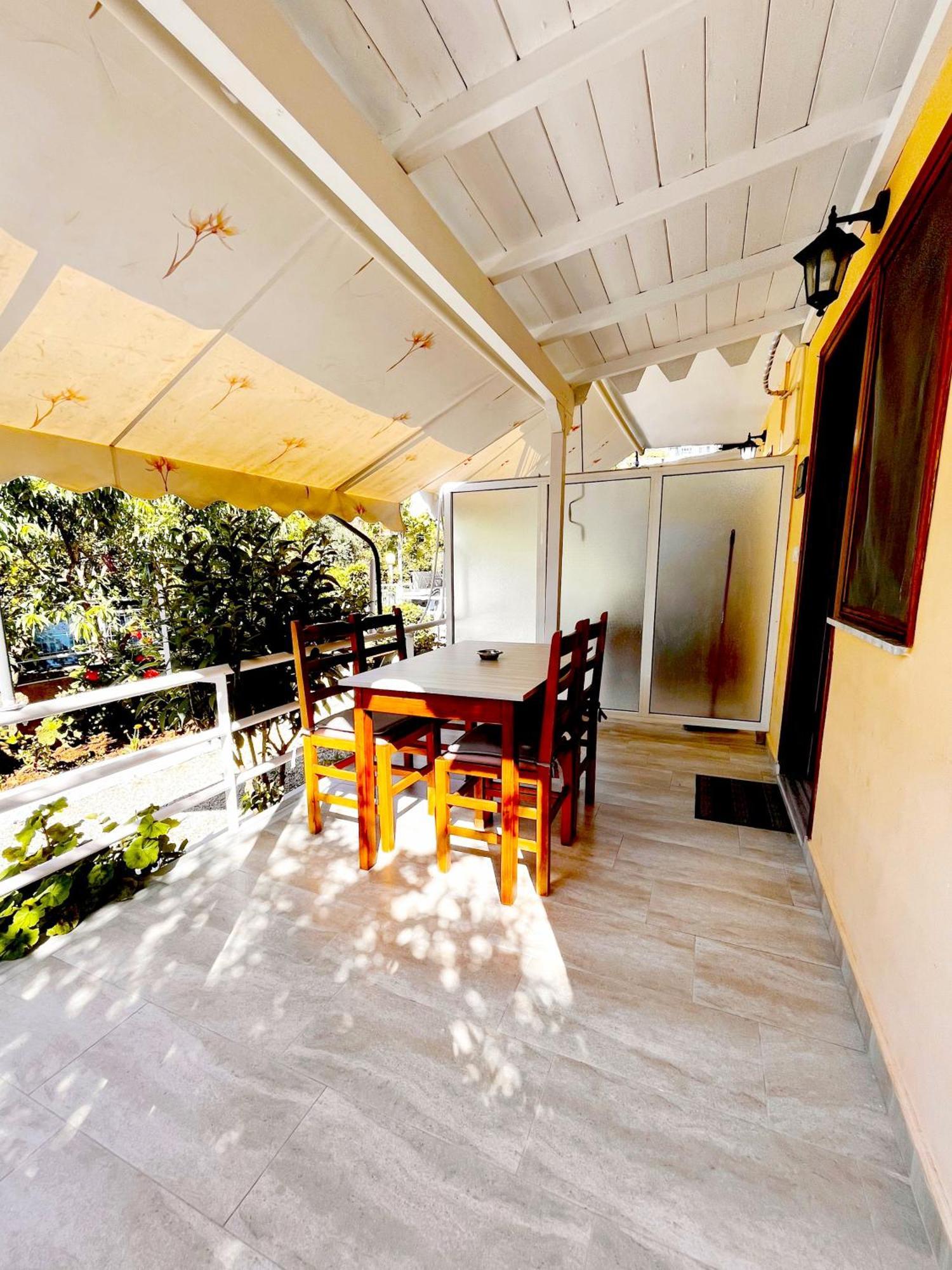 Garden Rooms Himare Eksteriør bilde